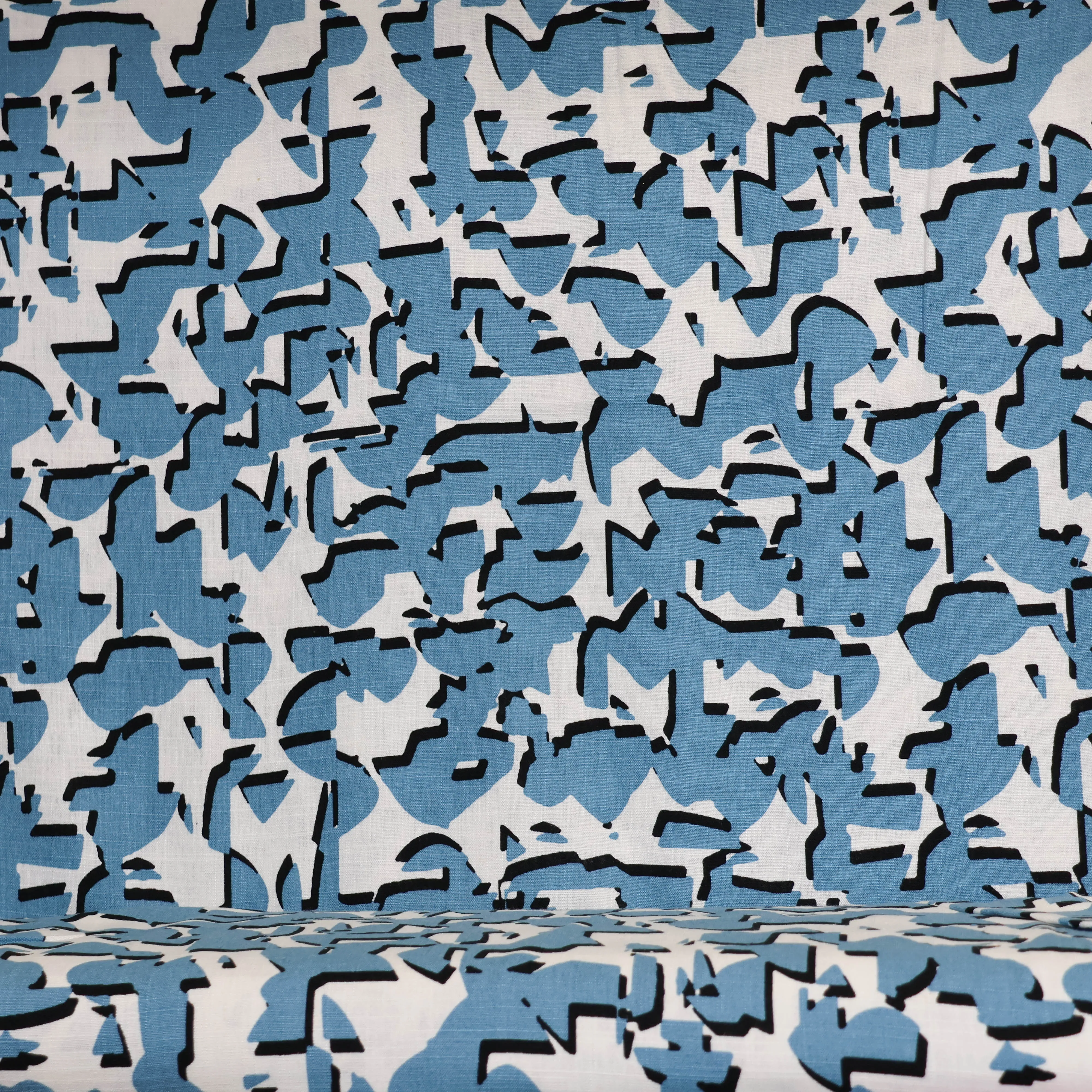 Viscosemengeling met blauw abstract motief